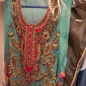 Pakistani mehndi mehndi dress. Blue/pink
